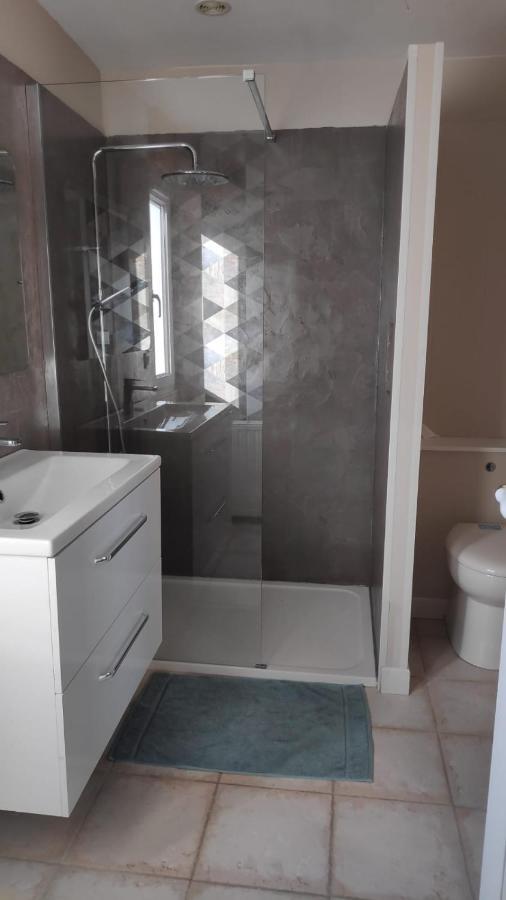 Chambre Privee Tout Confort Conlie Exterior photo
